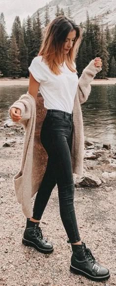 jean-noir-femme-416xby-1.jpg jean noir femme – Image 1