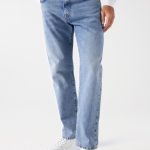 jean straight